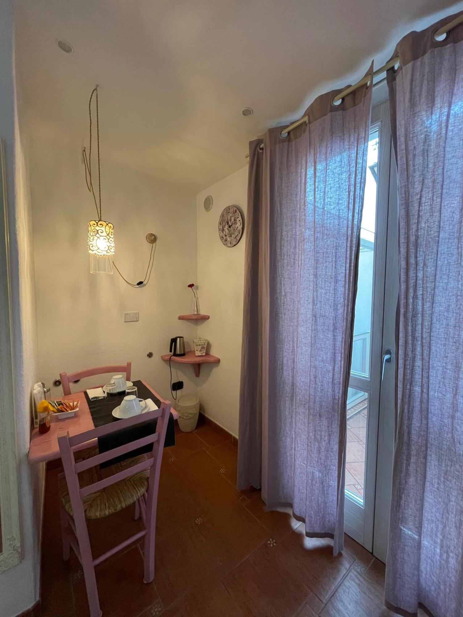 Bed and Breakfast Ca' Du Batan Spotorno Esterno foto